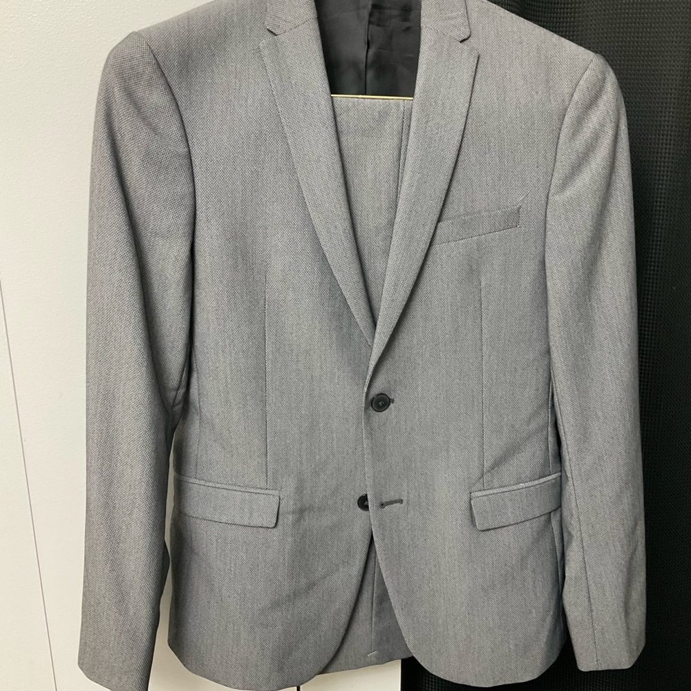 Men's Classic Gray Zara Suit